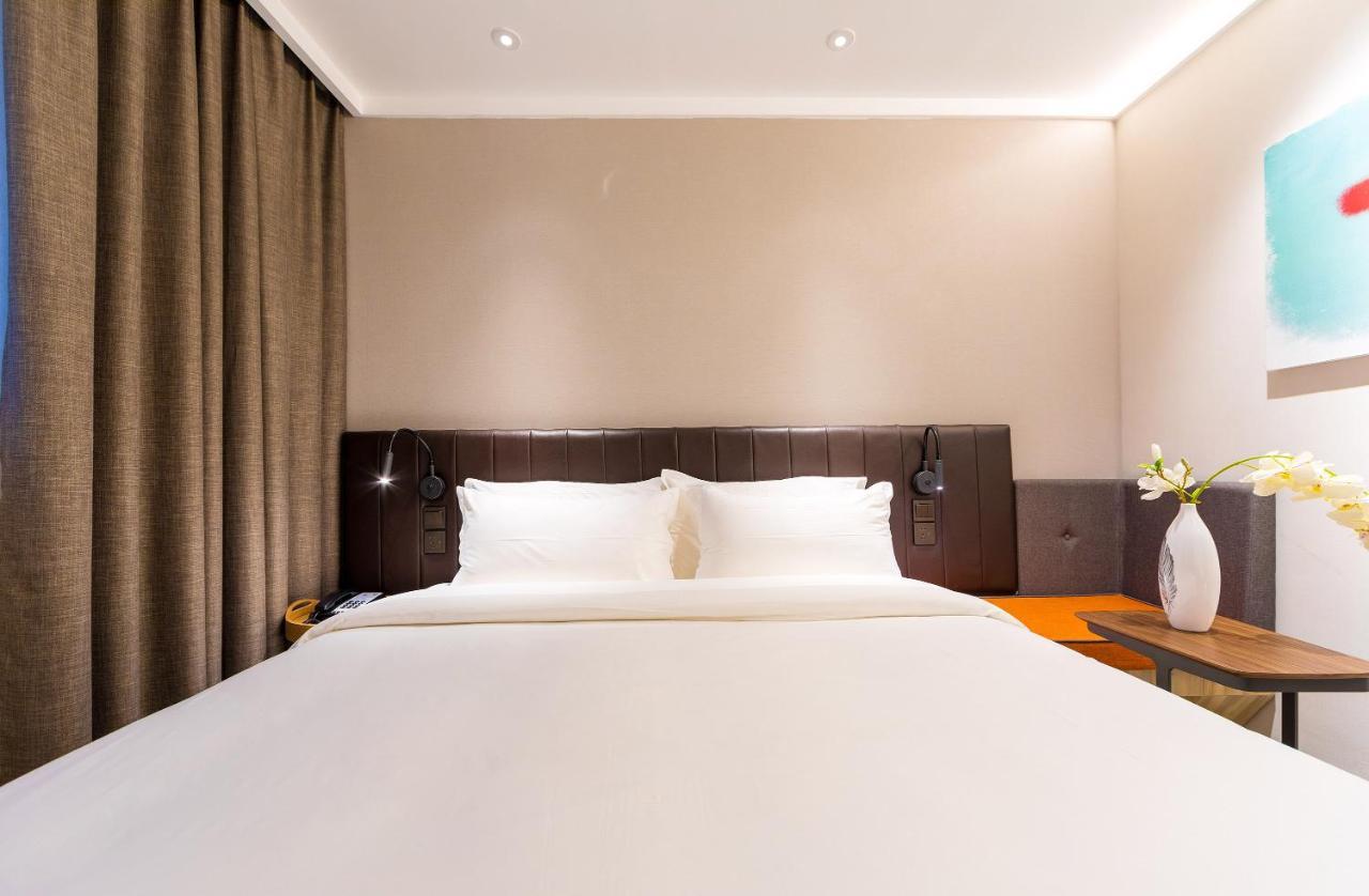 Hanting Premium Hotel Shanghai Hongqiao West Zhongshan Road Exterior foto